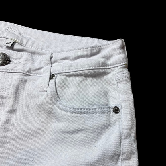 Kut from the Kloth Natalie Cropped Petite Bermudas - Picture 5 of 8